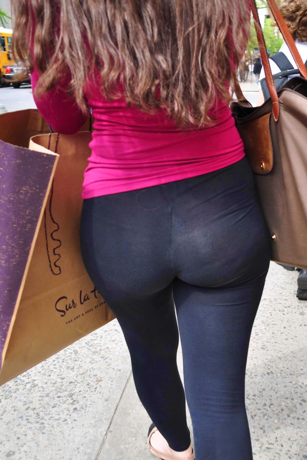 Hot girls in spandex leggings really Hot girls in spandex leggings